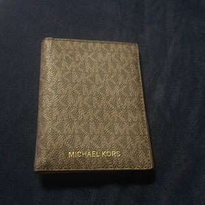 Michael Kors passport holder